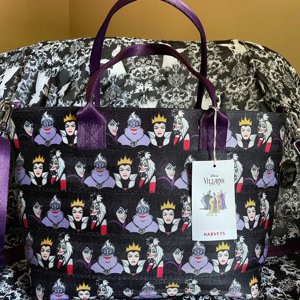 Harveys Disney Villains Mini Streamline Bag